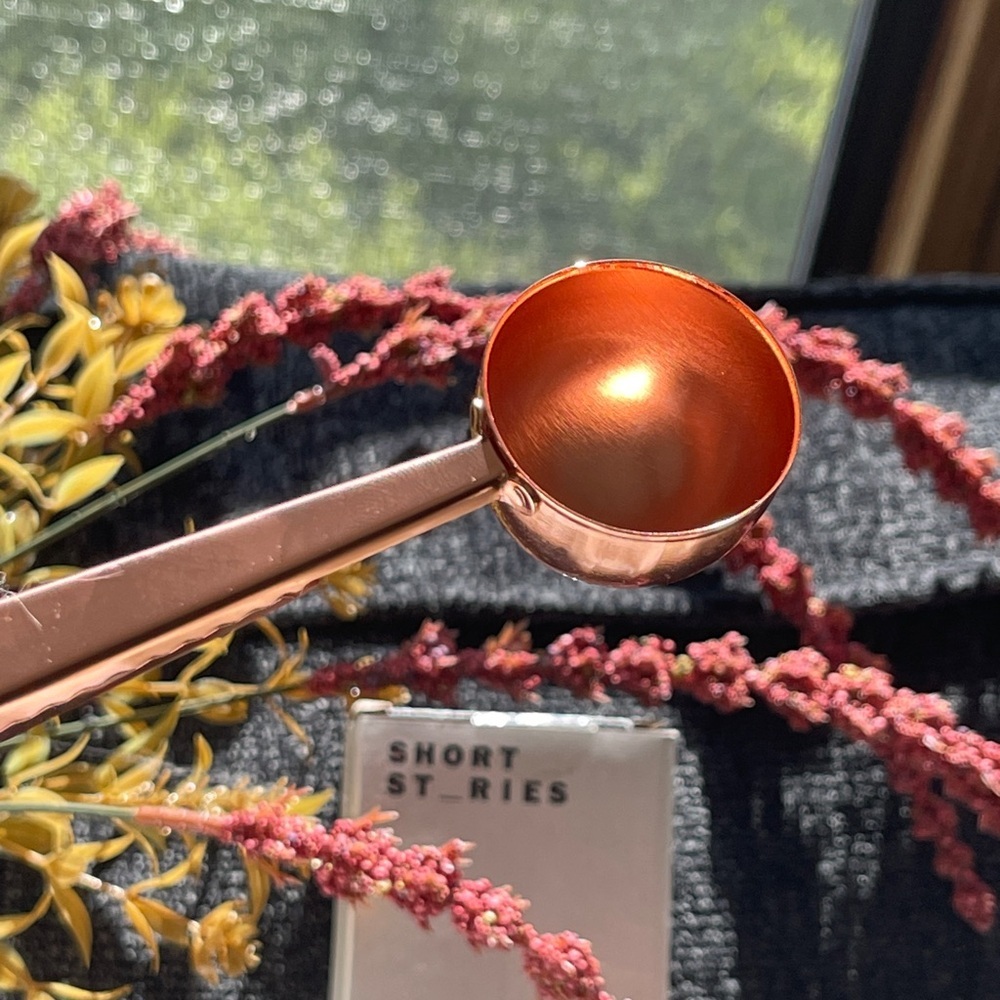 SHORT STORIES Copper Java Clip & Scoop Set - Picture 5 of 8